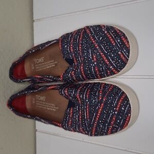 TOMS Womens Shoes Slip Ons Size 6 Red Blue Patriotic Flats Beachy Casual